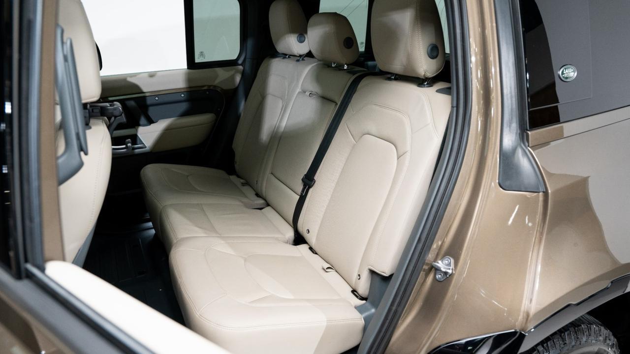 2023 Land Rover Defender 110 S Franklin TN