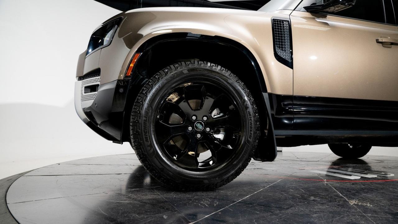 2023 Land Rover Defender 110 S Franklin TN