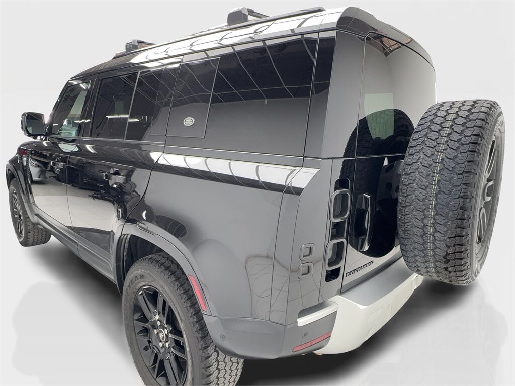 2023 Land Rover Defender 110 S NAV,CAM,PANO,HTD STS,BLIND SPOT,19&quot; WLS Plano TX