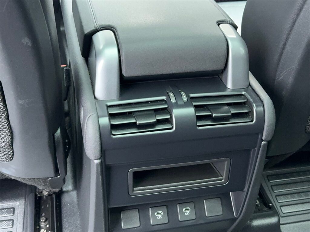 2023 Land Rover Defender 110 S NAV,CAM,PANO,HTD STS,BLIND SPOT,19&quot; WLS Plano TX
