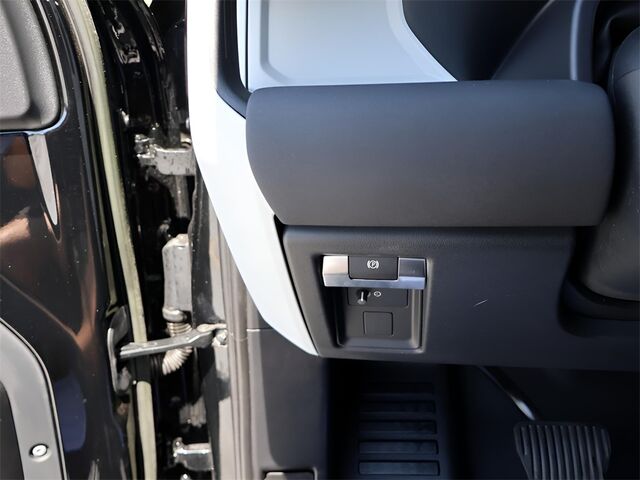 2023 Land Rover Defender 110 S Oshkosh WI