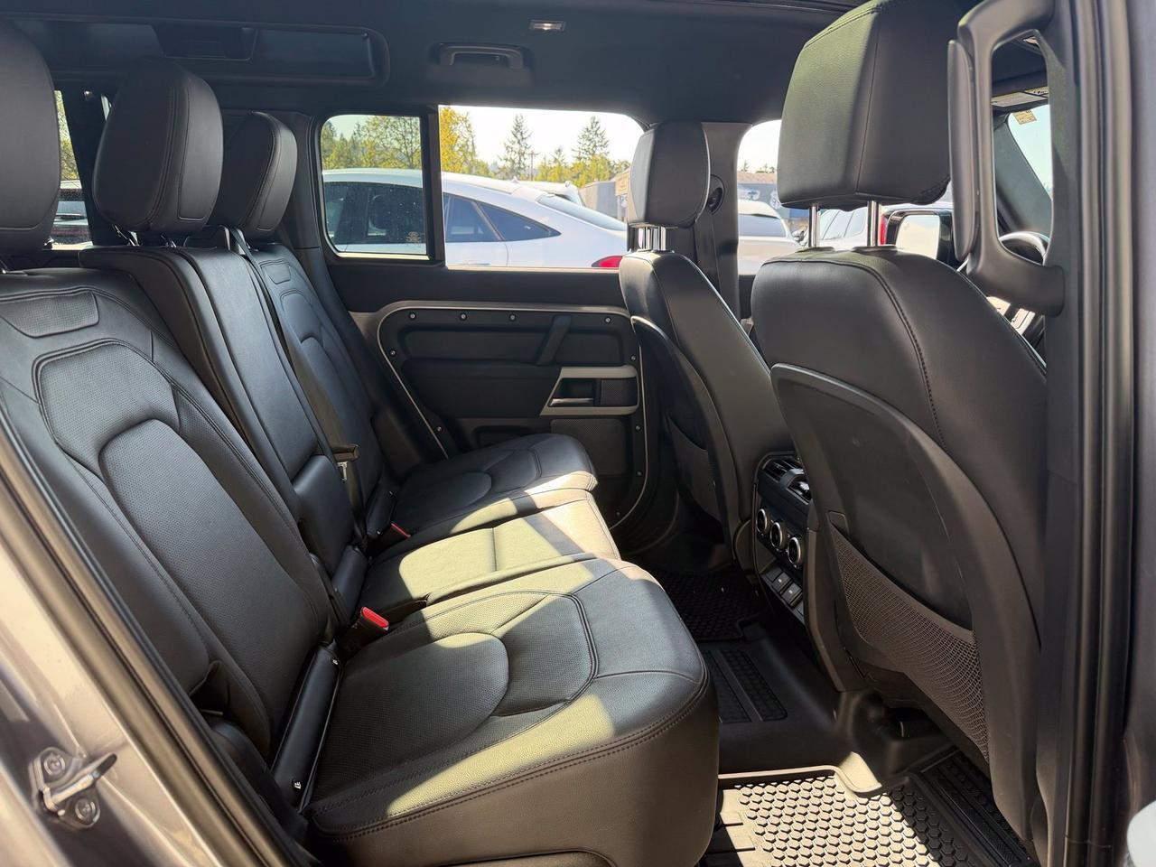 2023 Land Rover Defender 110 SE Gladstone OR