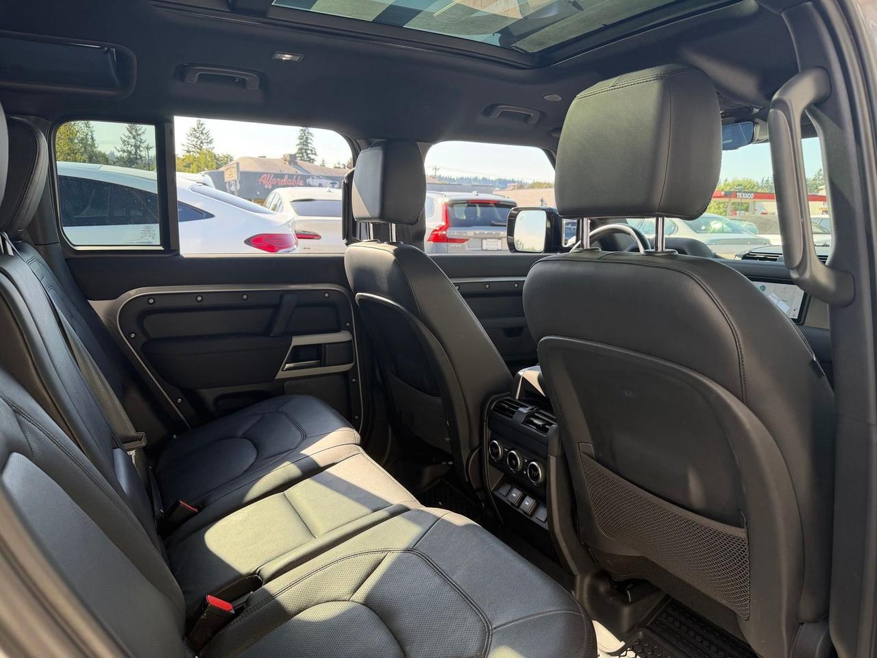 2023 Land Rover Defender 110 SE Gladstone OR