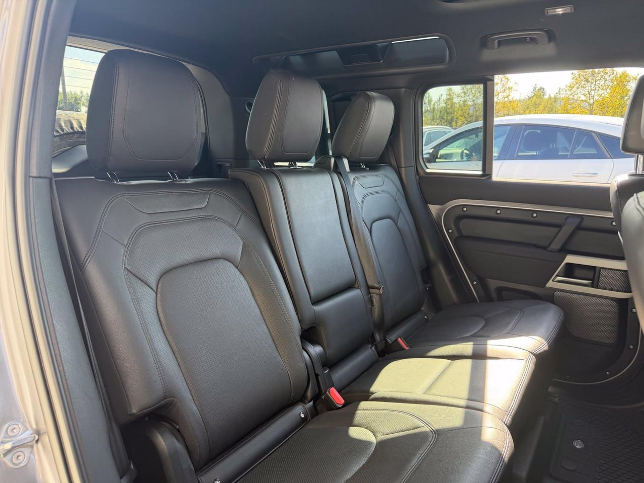 2023 Land Rover Defender 110 SE Gladstone OR