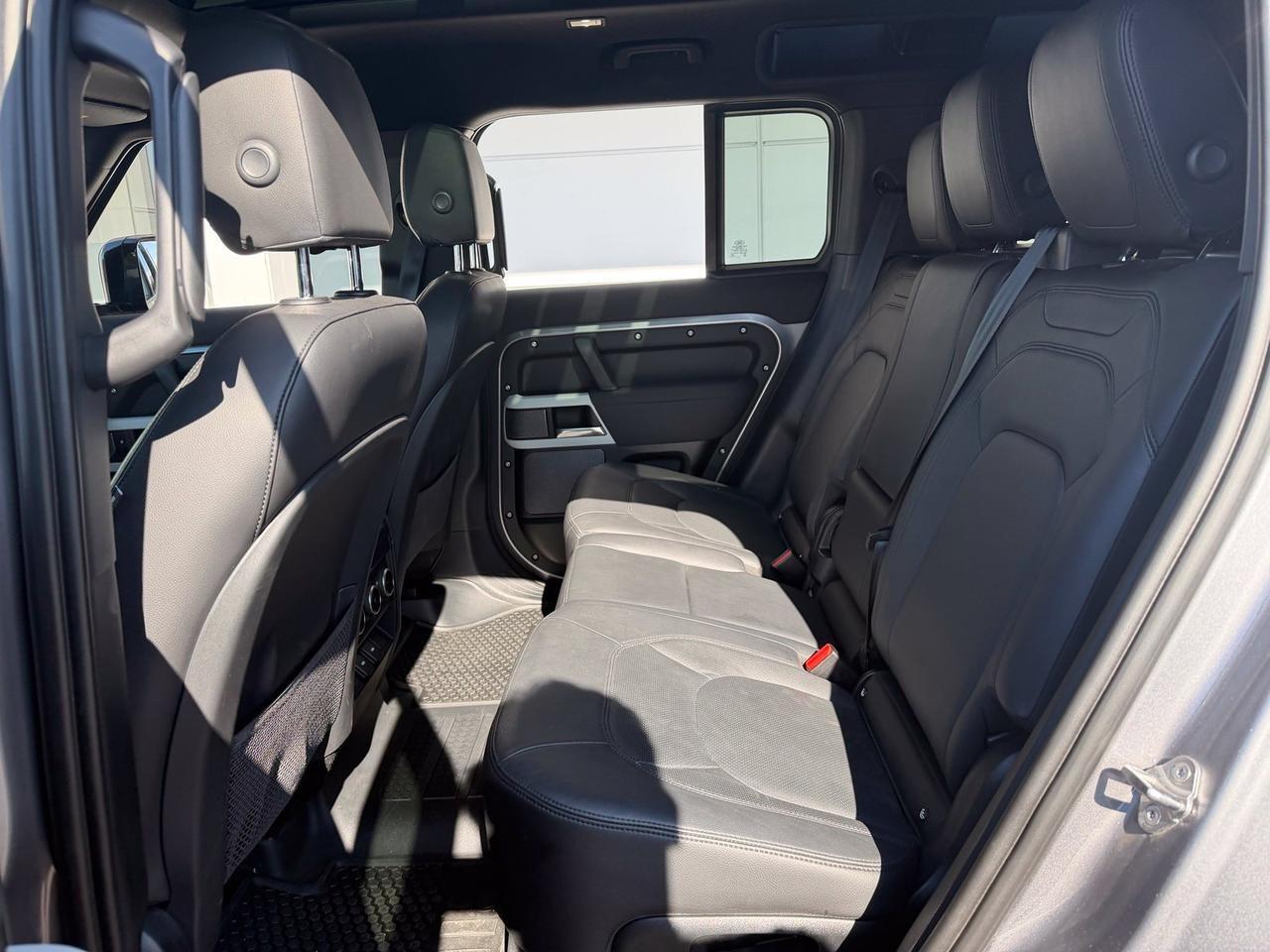 2023 Land Rover Defender 110 SE Gladstone OR