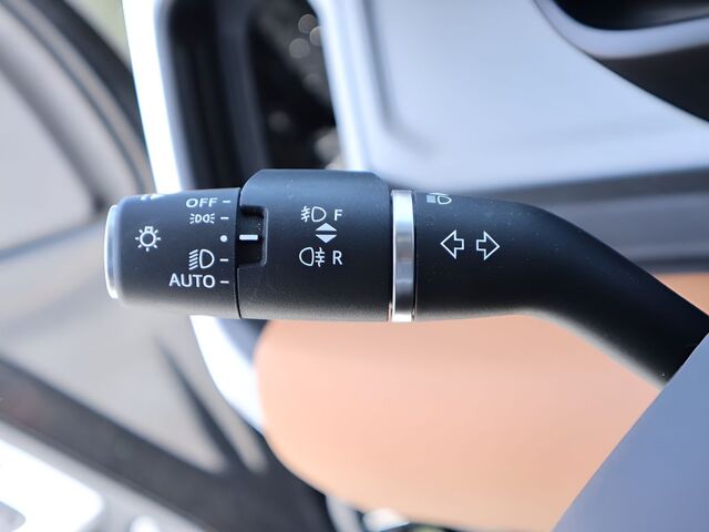 2023 Land Rover Defender 110 SE Oshkosh WI