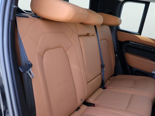 2023 Land Rover Defender 110 SE Oshkosh WI