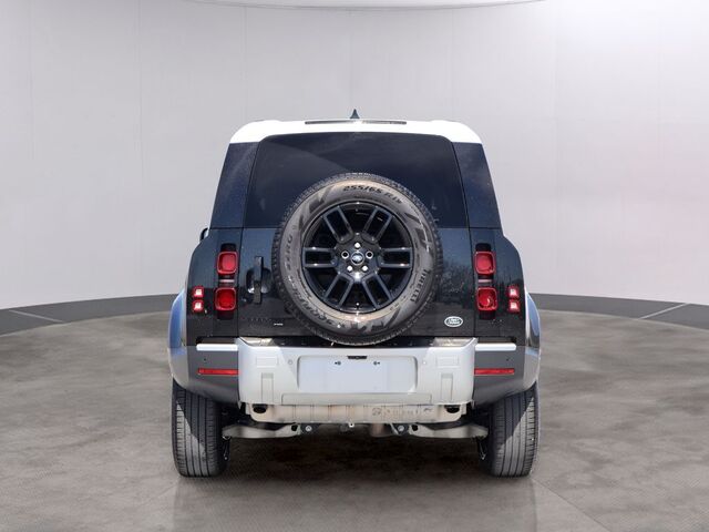 2023 Land Rover Defender 110 SE Oshkosh WI