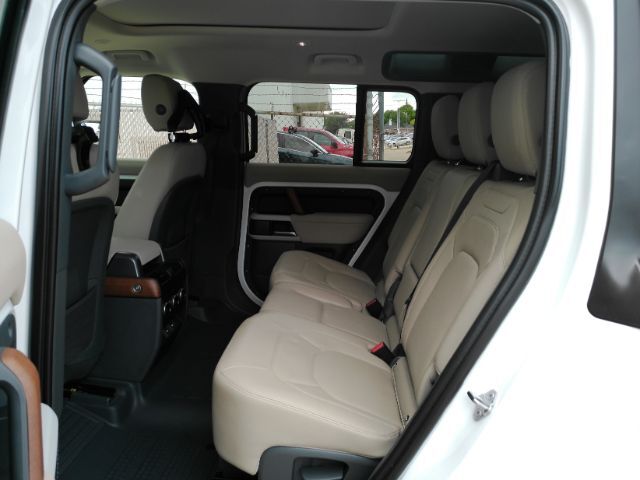 2023 Land Rover Defender 110 SE Plano TX