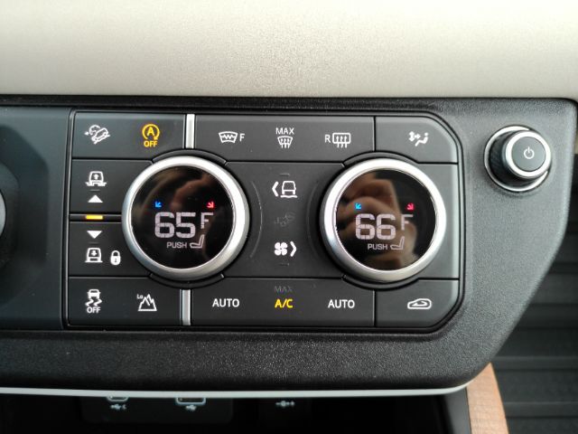 2023 Land Rover Defender 110 SE Plano TX