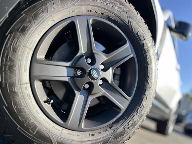 2023 Land Rover Defender 110 Standard