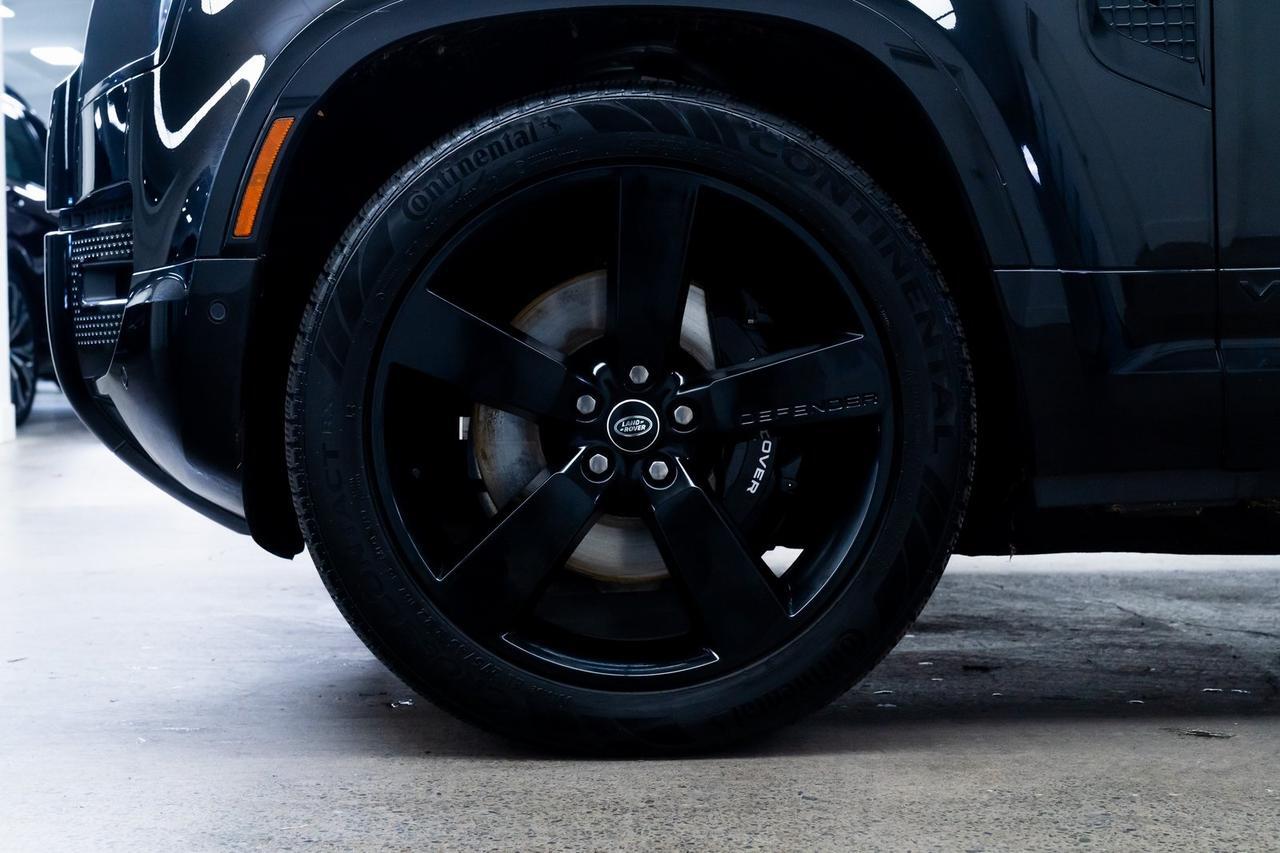 2023 Land Rover Defender 110 V8 1 Owner Vented Seats Adaptive Suspension Portland OR