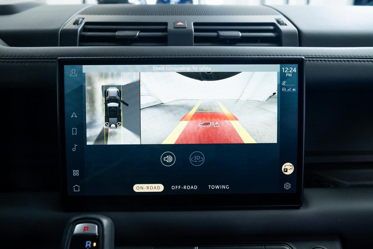 2023 Land Rover Defender 110 V8 1 Owner Vented Seats Adaptive Suspension Portland OR