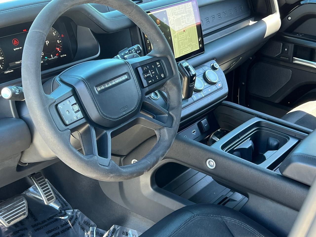 2023 Land Rover Defender 110 V8