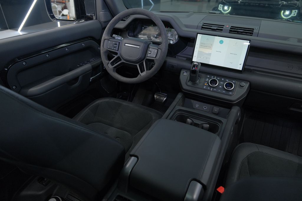 2023 Land Rover Defender 110 V8 Miami FL