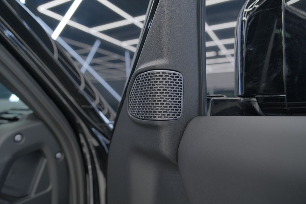 2023 Land Rover Defender 110 V8 Miami FL