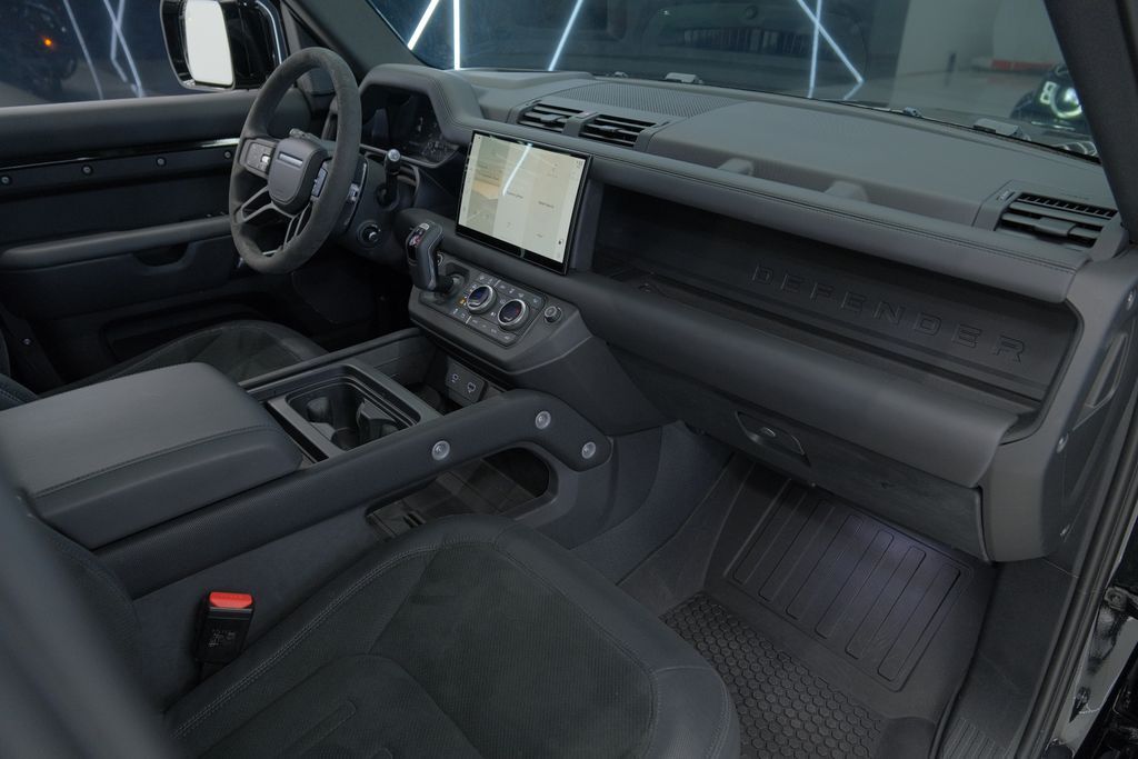 2023 Land Rover Defender 110 V8 Miami FL