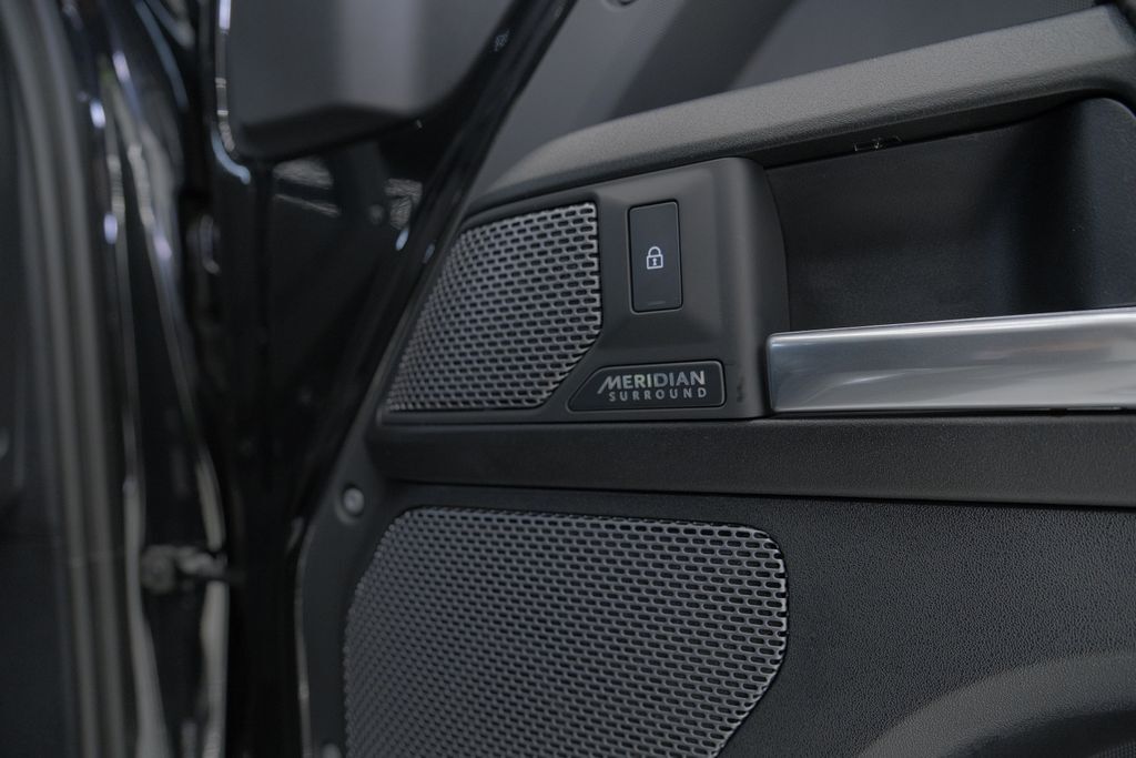 2023 Land Rover Defender 110 V8 Miami FL