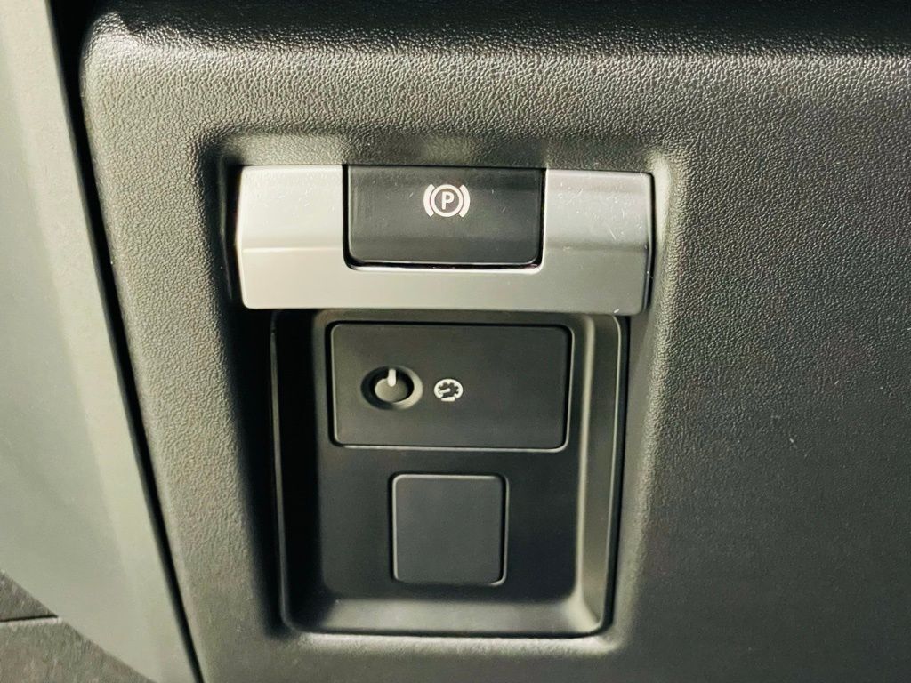 2023 Land Rover Defender 110 X-Dynamic SE Jersey City NJ