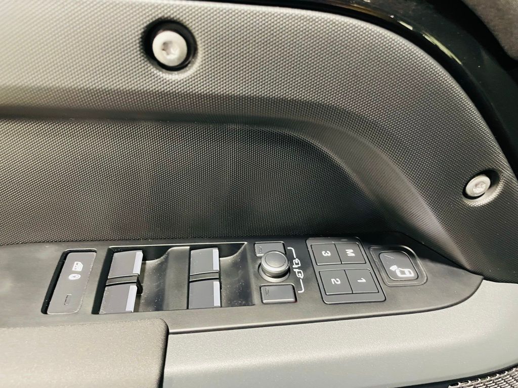 2023 Land Rover Defender 110 X-Dynamic SE Jersey City NJ