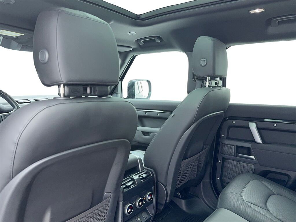 2023 Land Rover Defender 110 X-Dynamic SE NAV,CAM,PANO,CLMT STS,BLIND SPOT Plano TX