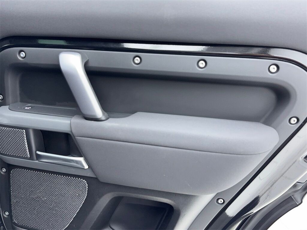 2023 Land Rover Defender 110 X-Dynamic SE NAV,CAM,PANO,CLMT STS,BLIND SPOT Plano TX