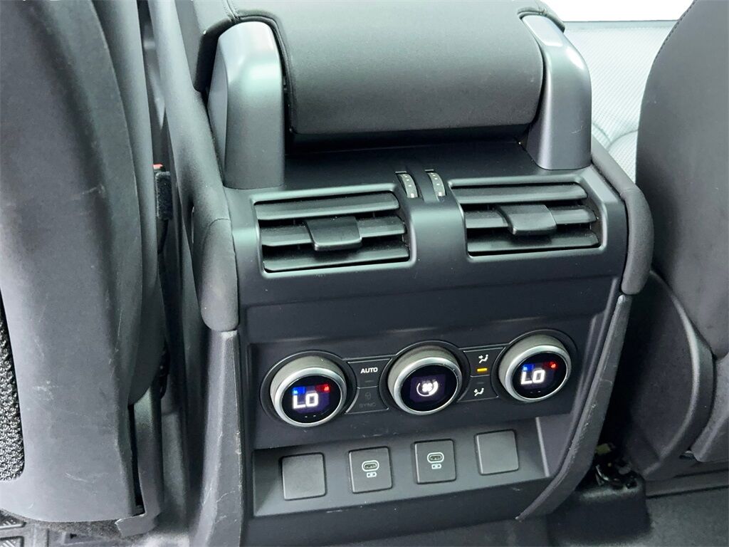 2023 Land Rover Defender 110 X-Dynamic SE NAV,CAM,PANO,CLMT STS,BLIND SPOT Plano TX