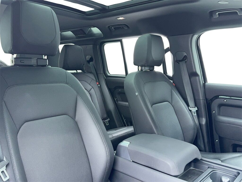 2023 Land Rover Defender 110 X-Dynamic SE NAV,CAM,PANO,CLMT STS,BLIND SPOT Plano TX