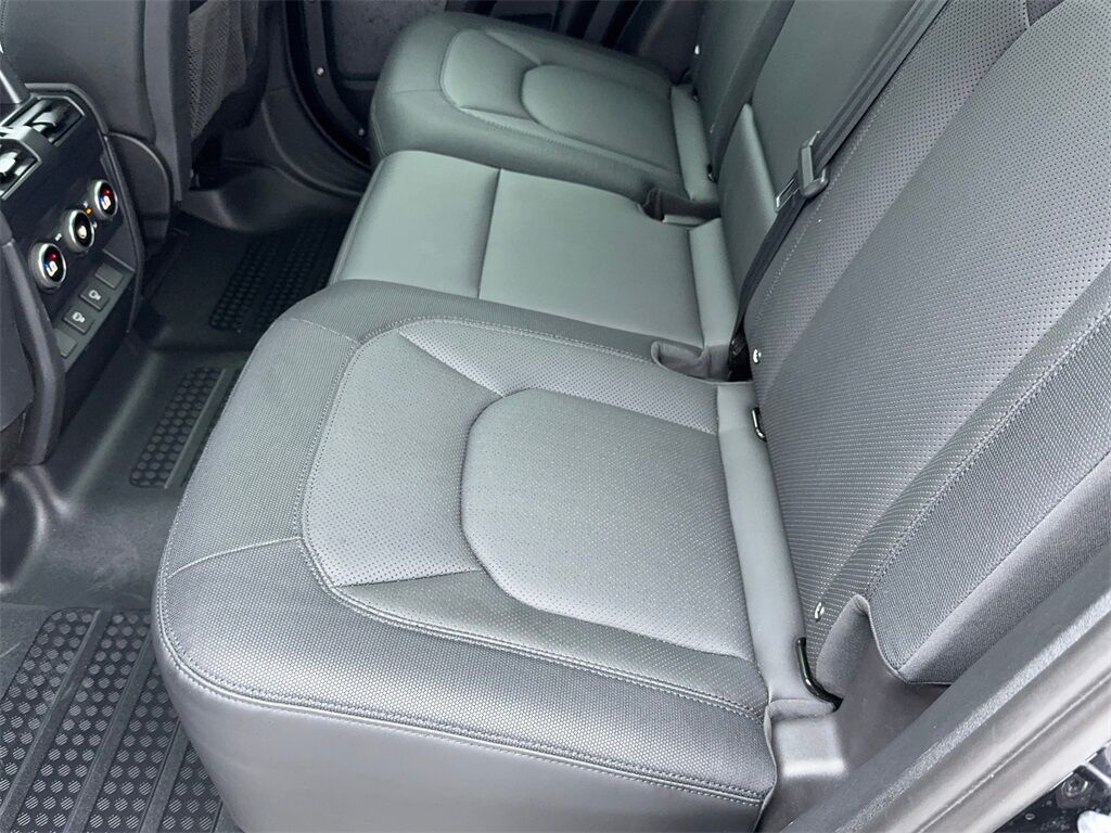 2023 Land Rover Defender 110 X-Dynamic SE NAV,CAM,PANO,CLMT STS,BLIND SPOT Plano TX