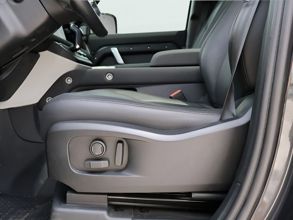 2023 Land Rover Defender 110 X-Dynamic SE San Clemente CA