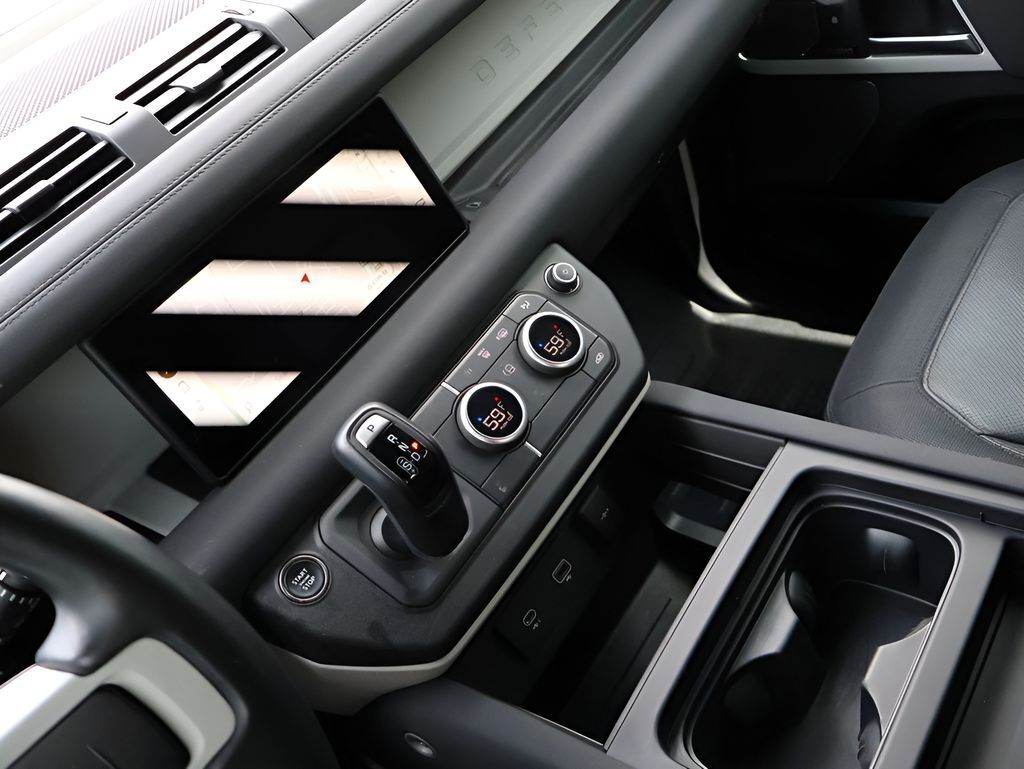 2023 Land Rover Defender 110 X-Dynamic SE San Clemente CA