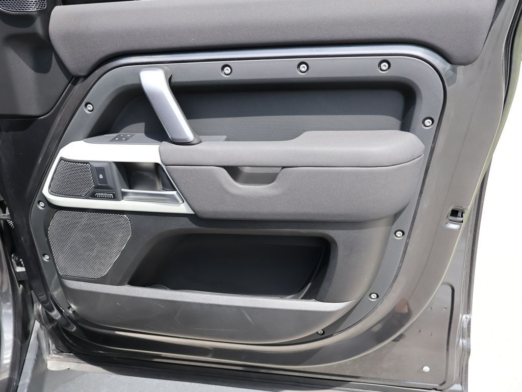 2023 Land Rover Defender 110 X-Dynamic SE San Clemente CA