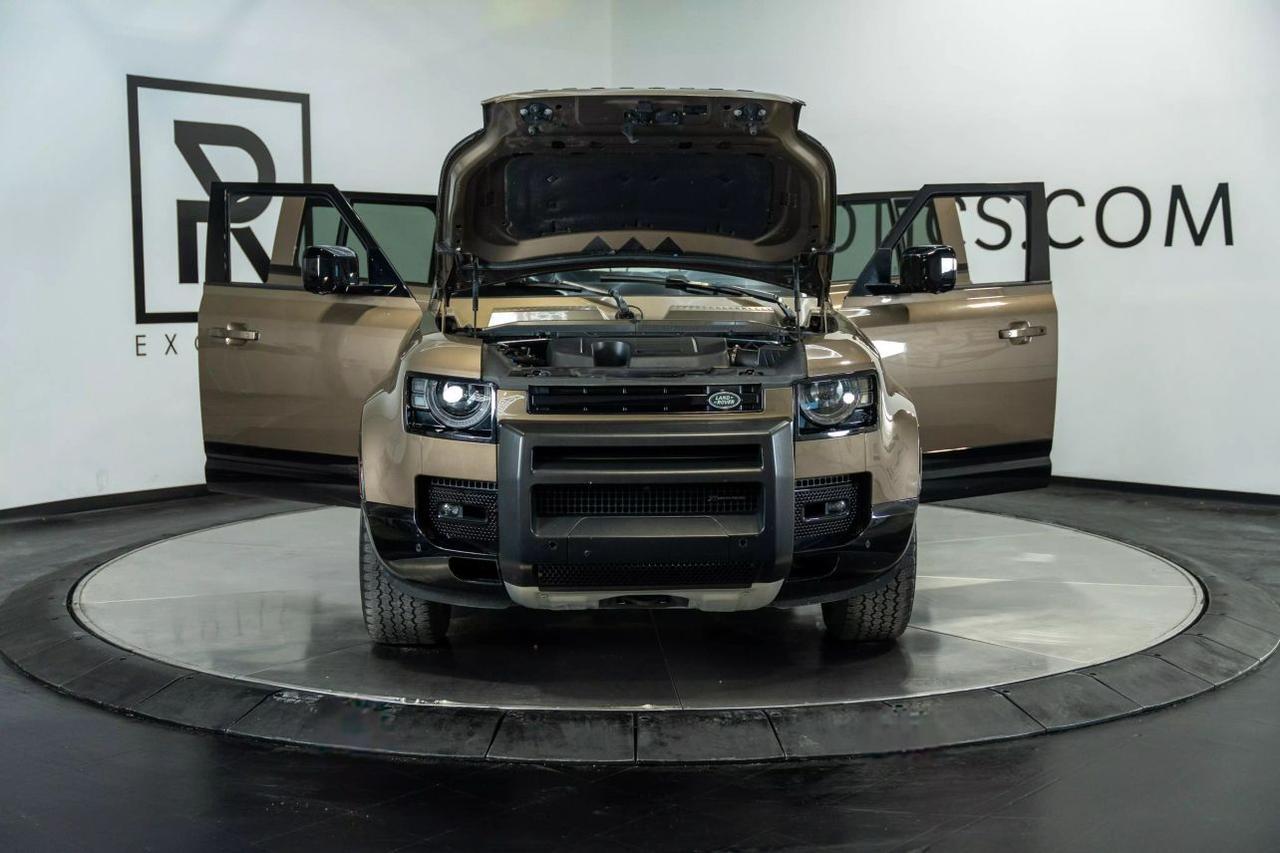 2023 Land Rover Defender 110 X-Dynamic SE Sport Utility 4D St. Louis MO