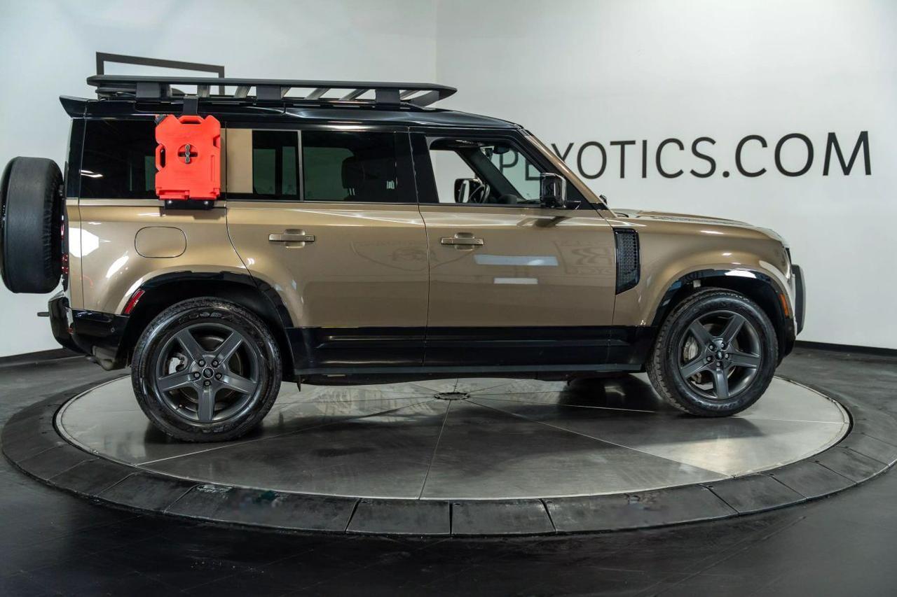 2023 Land Rover Defender 110 X-Dynamic SE Sport Utility 4D St. Louis MO