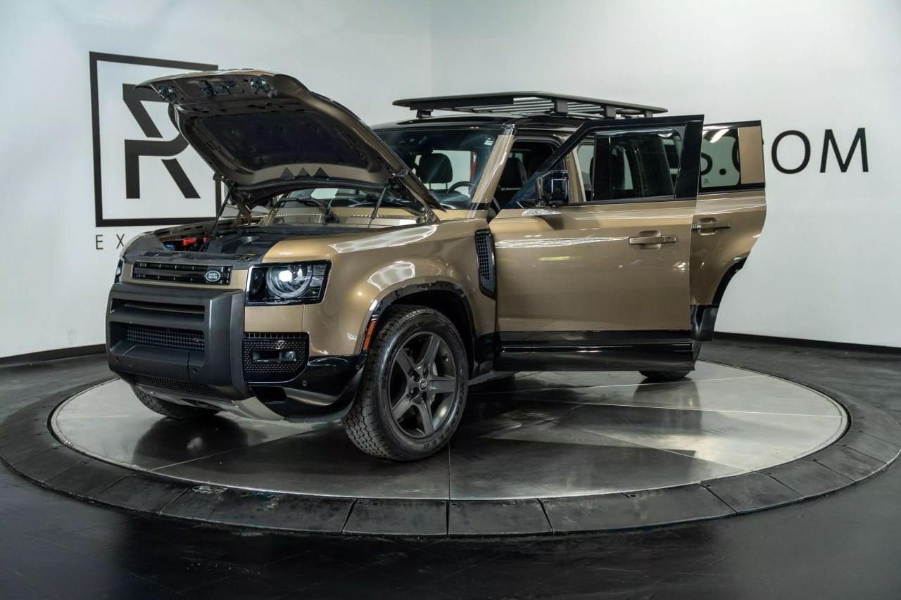 2023 Land Rover Defender 110 X-Dynamic SE Sport Utility 4D St. Louis MO