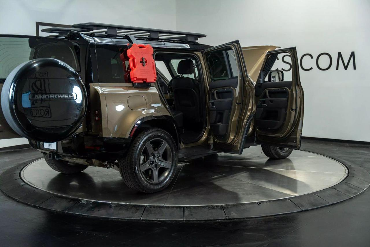 2023 Land Rover Defender 110 X-Dynamic SE Sport Utility 4D St. Louis MO