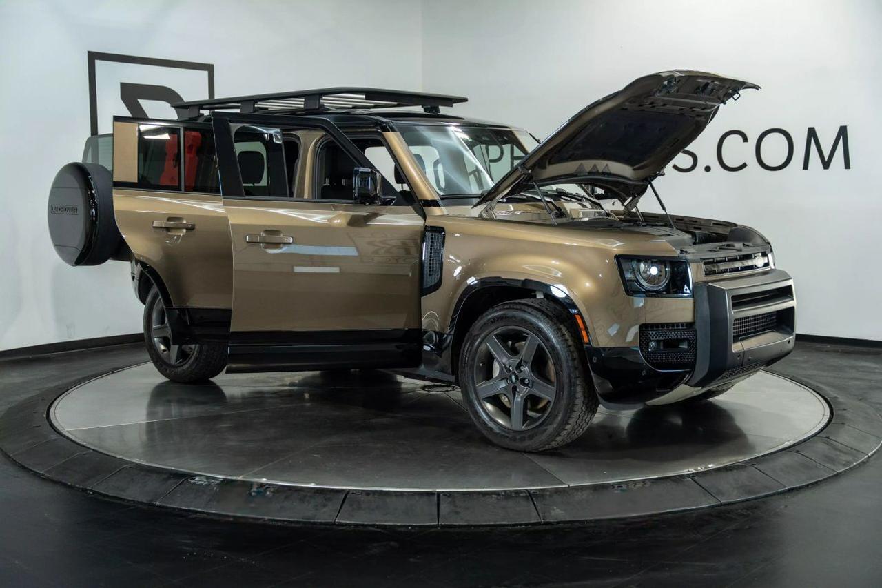 2023 Land Rover Defender 110 X-Dynamic SE Sport Utility 4D St. Louis MO