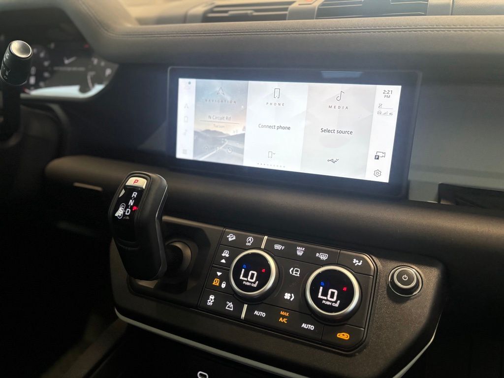 2023 Land Rover Defender 110 X-Dynamic SE Tucson AZ