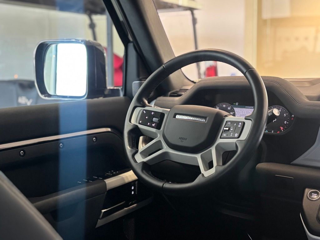 2023 Land Rover Defender 110 X-Dynamic SE Tucson AZ