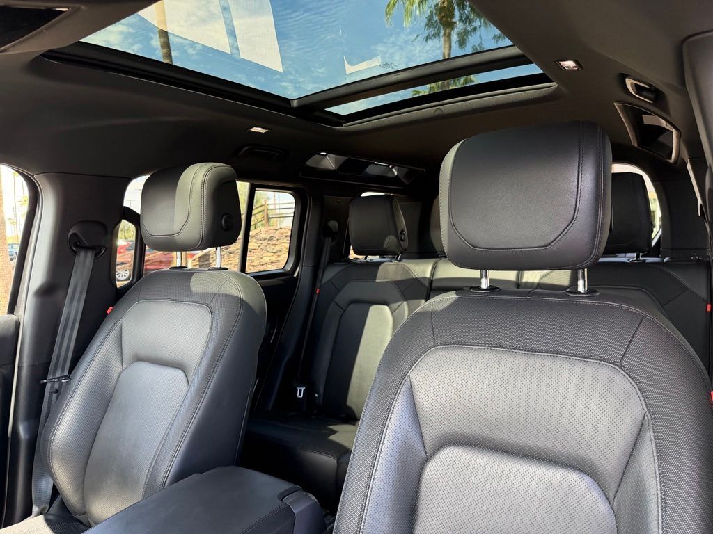 2023 Land Rover Defender 110 X-Dynamic SE Tucson AZ