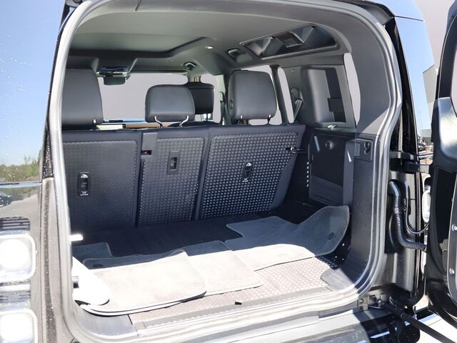 2023 Land Rover Defender 110 X Oshkosh WI