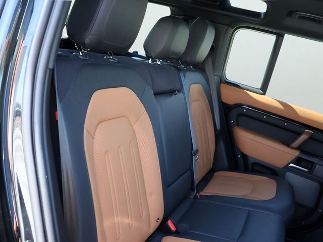 2023 Land Rover Defender 110 X Oshkosh WI