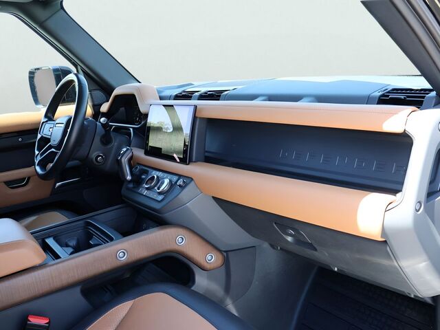 2023 Land Rover Defender 110 X Oshkosh WI