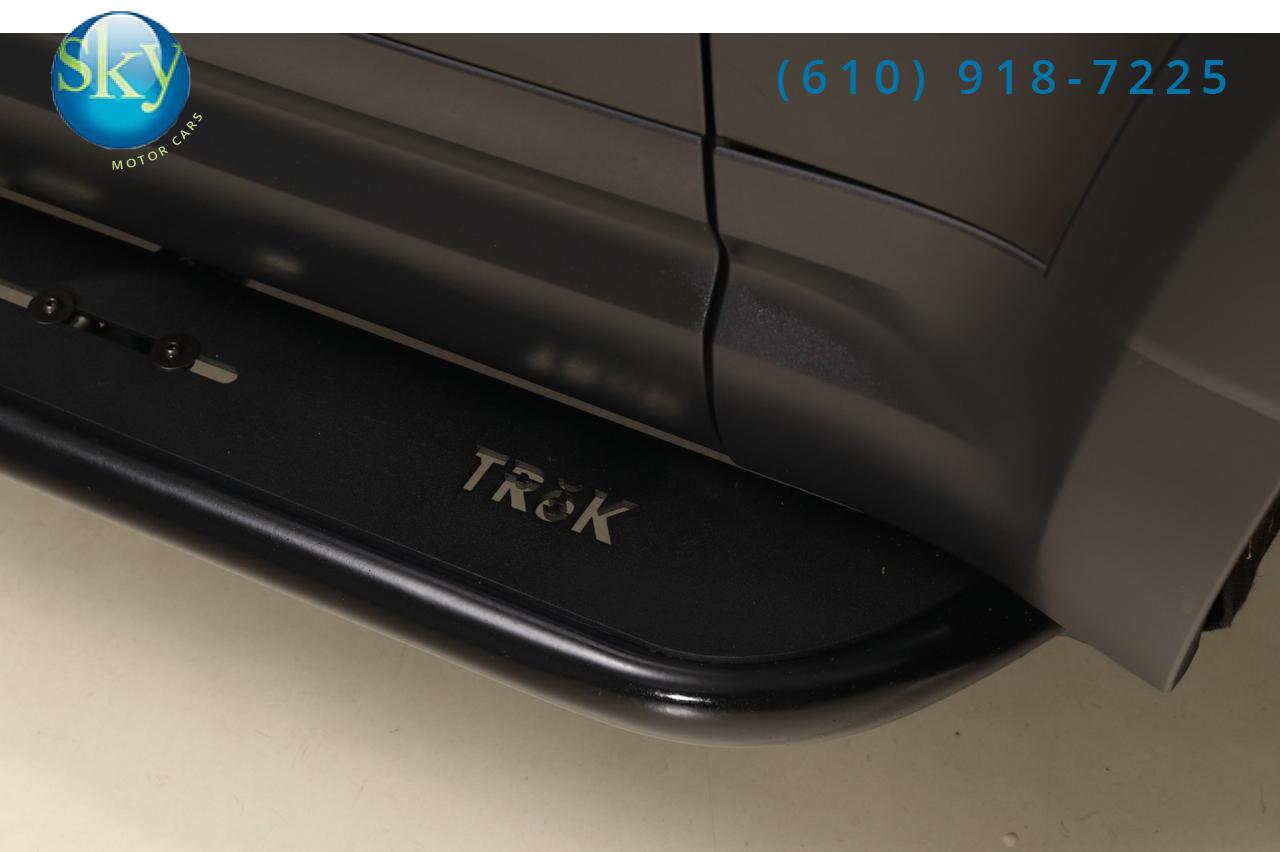 2023 Land Rover Defender 130 AWD SE TREK PACK #3 OF 130 West Chester PA