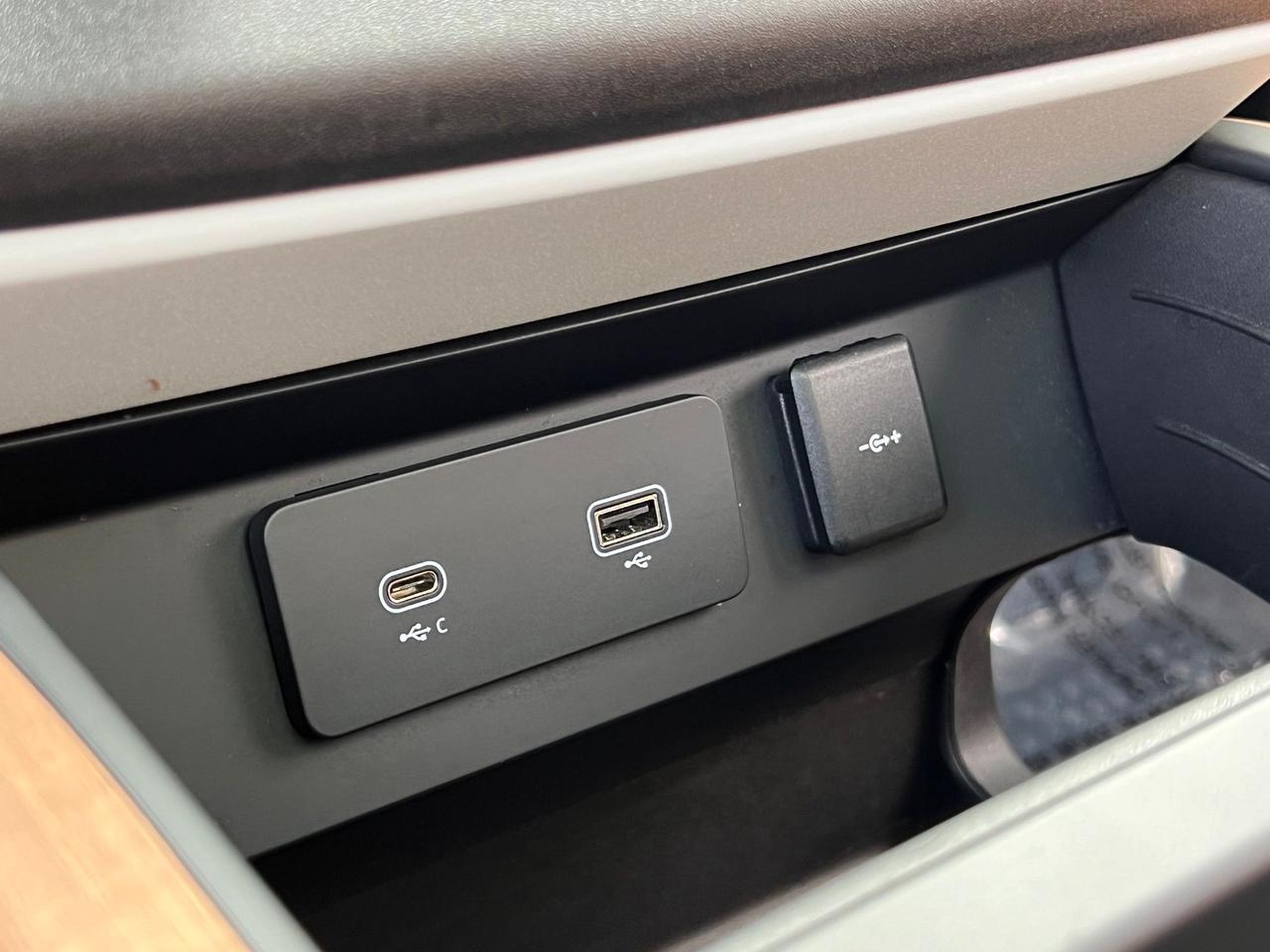 2023 Land Rover Defender 130 First Edition Indianapolis IN