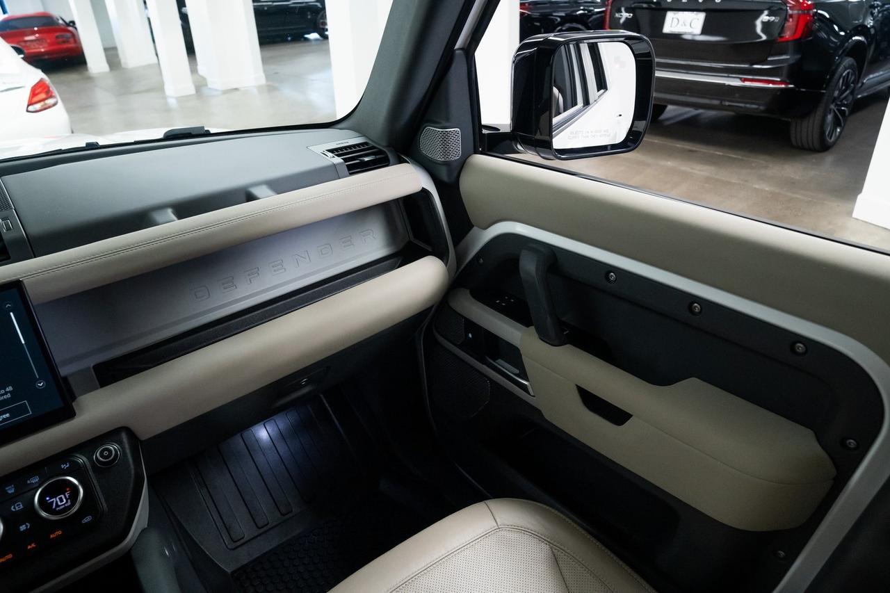 2023 Land Rover Defender 130 S 1 Owner Heated Seats Air Suspension Portland OR