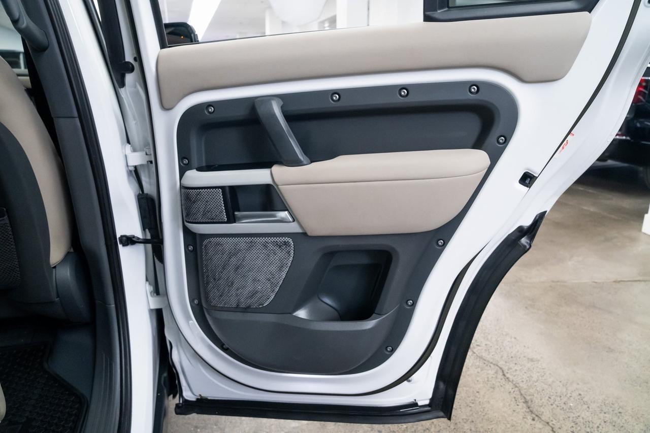 2023 Land Rover Defender 130 S 1 Owner Heated Seats Air Suspension Portland OR