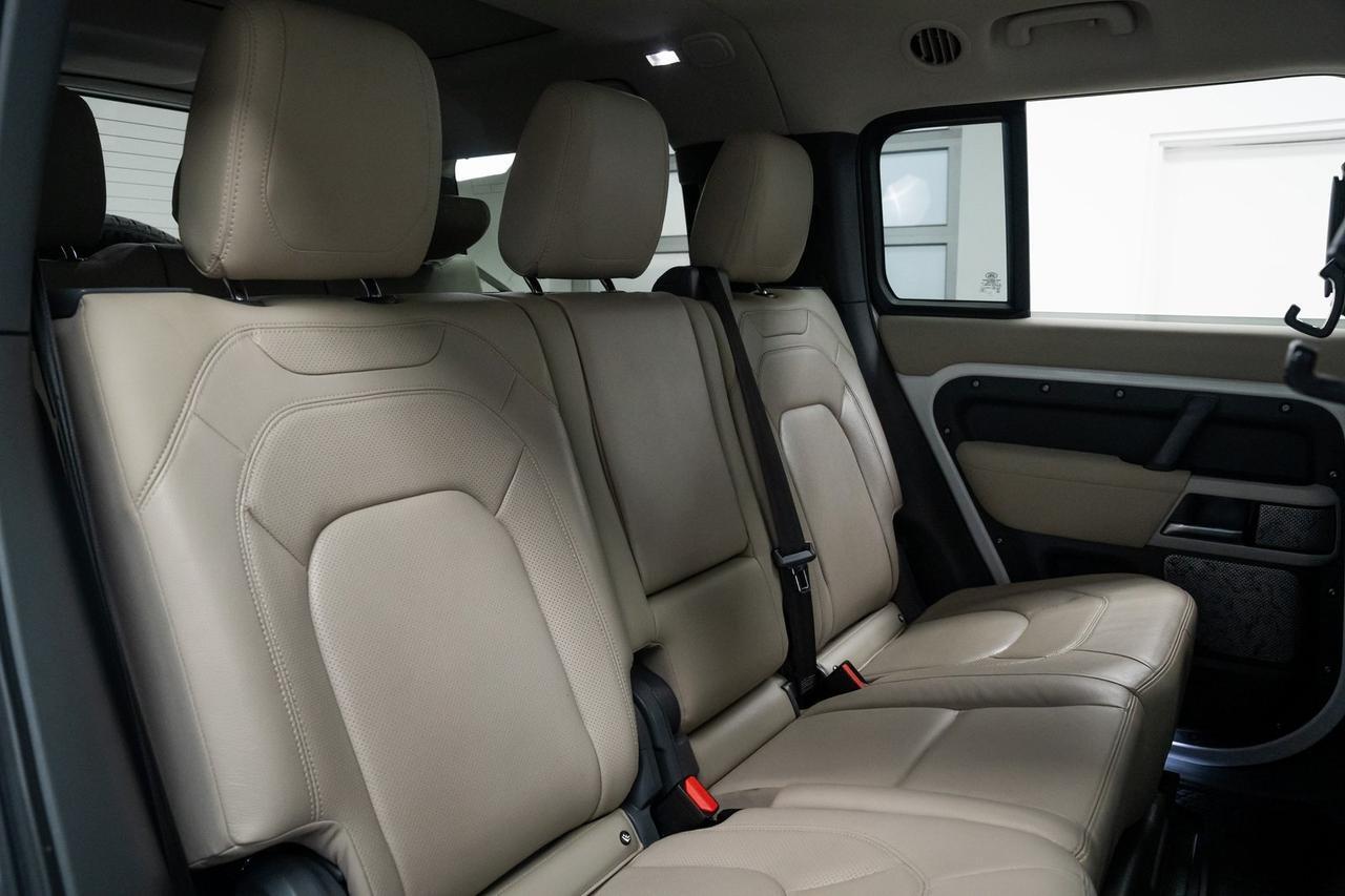 2023 Land Rover Defender 130 S 1 Owner Heated Seats Air Suspension Portland OR