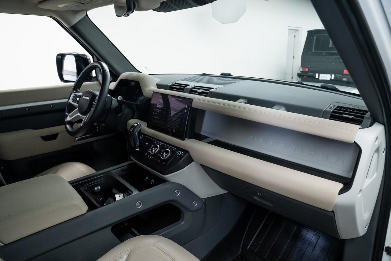 2023 Land Rover Defender 130 S 1 Owner Heated Seats Air Suspension Portland OR