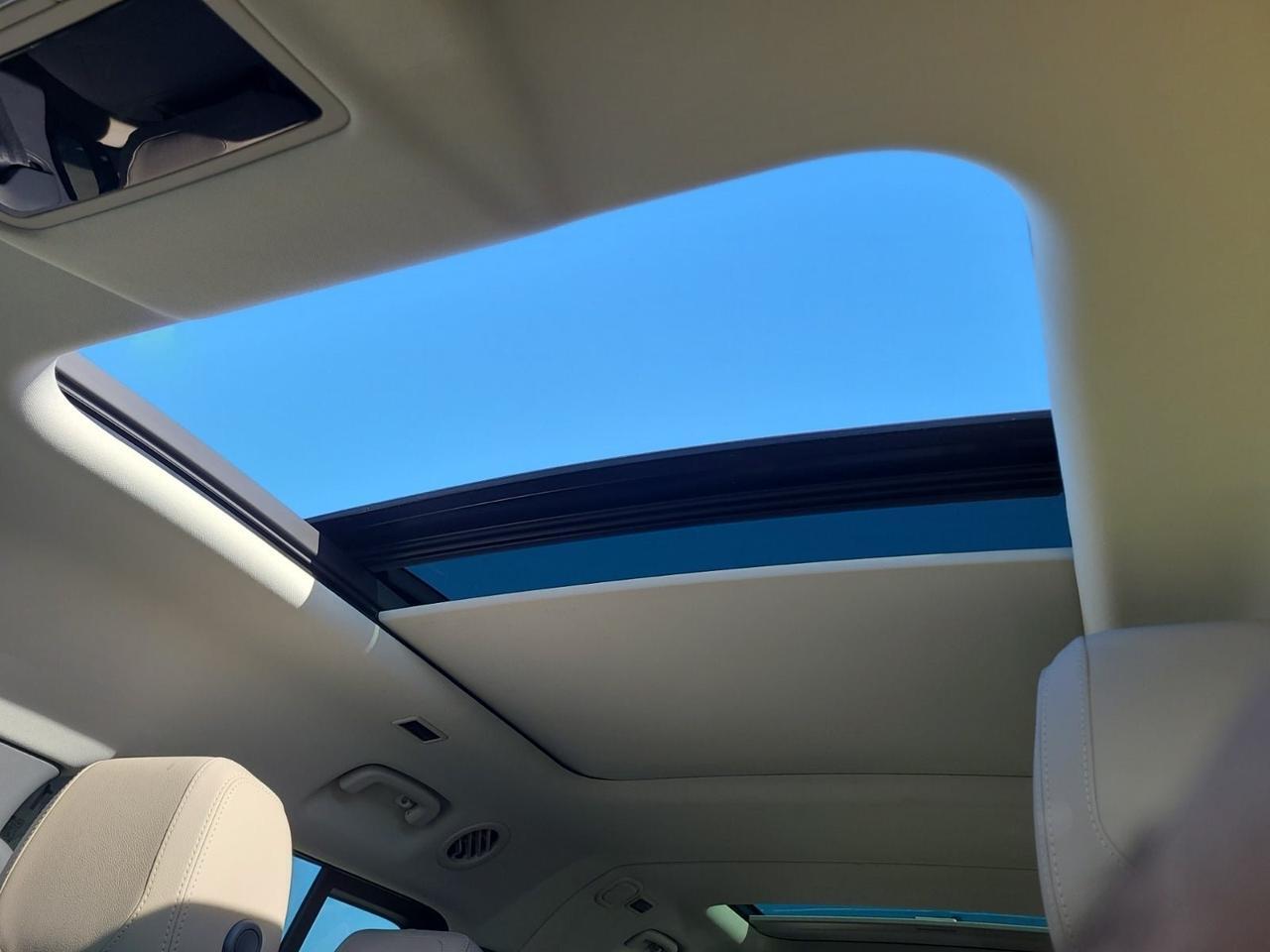 2023 Land Rover Defender 130 S Air Suspension Surround View Camera Portland OR